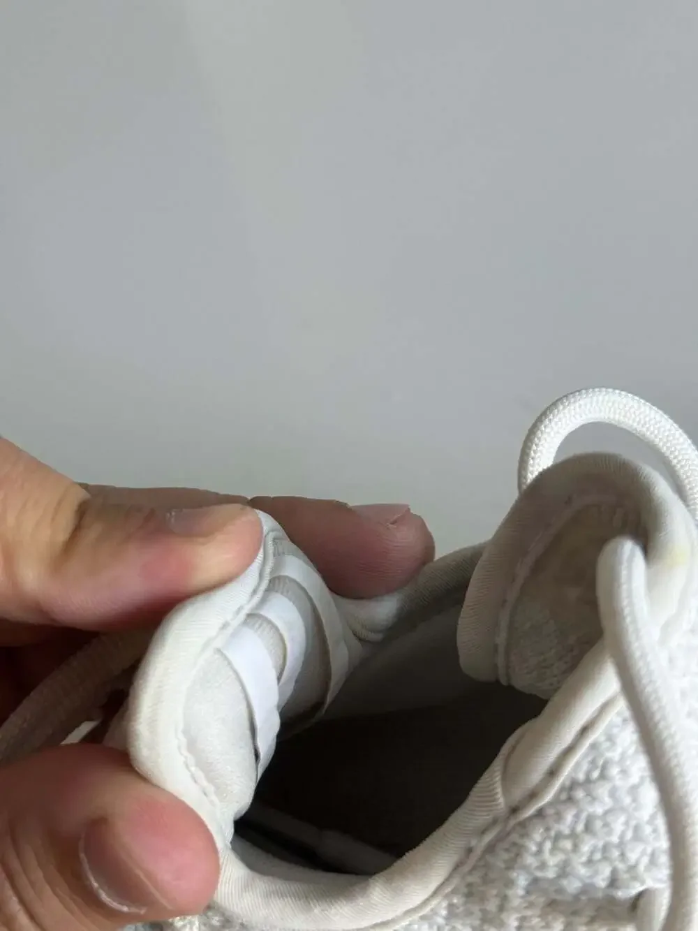 Adidas Yeezy Boost 350 V2 Cream / Triple White - Size 6